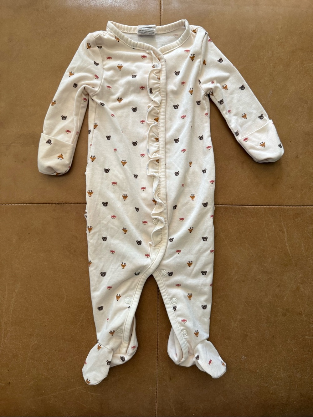 ❤️$10 FLASH SALE❤️Starting Out Woodland Ruffle Footie Newborn